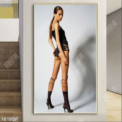 Tranh người mẫu sexy treo spa