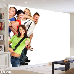 Tranh những cô gái và chàng trai tươi cười vui vẻ