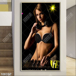 Tranh spa nữ DJ gợi cảm xinh đẹp