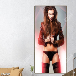 Tranh spa cô người mẫu tạo hình cá tính