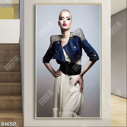 Tranh cô người mẫu xinh đẹp treo tường spa