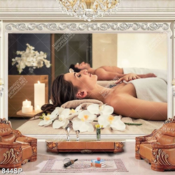 Tranh nằm thư giãn trong spa