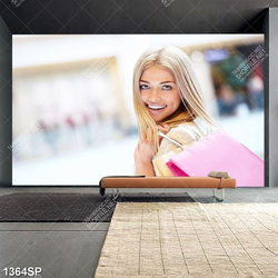 Tranh cô gái xinh đẹp cười rạng rỡ treo tường spa