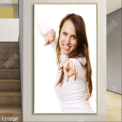 Tranh cô gái cười tươi treo tường spa