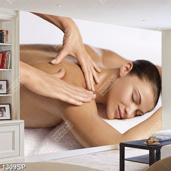 Tranh cô gái nằm mát xa thư giãn treo tường spa