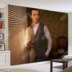 Tranh canvas người đàn ông lịch lãm thưởng thức rượu vang