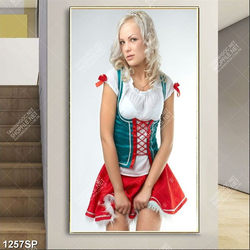 Tranh cô gái dễ thương treo tường spa