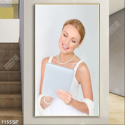 Tranh spa cô gái mắc chiếc váy trắng xinh đẹp