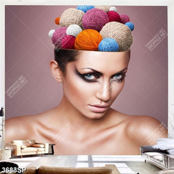 Tranh nghệ thuật cô gái đội những cuộn len