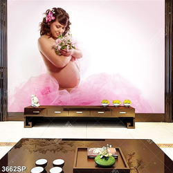 Tranh mẹ bầu bán khỏa thân