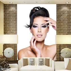 Tranh gương mặt người mẫu make up đẹp