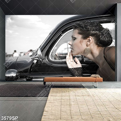 Tranh cô gái soi gương chiếu hậu ô tô