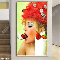 Tranh cô gái ăn kem dâu tây