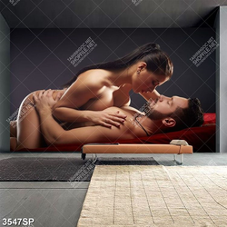 Tranh cặp đôi ôm nhau tình tứ