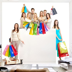 Tranh nhóm bạn trẻ cầm túi đồ