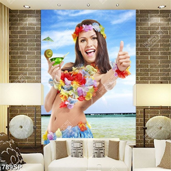 Tranh spa cô gái xinh cầm ly coktail bên bờ biển