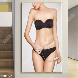 Tranh người đẹp với vòng eo thon gọn