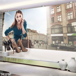 Tranh nghệ thuật cô gái và những đôi guốc cao gót