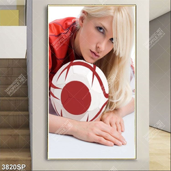 Tranh cô gái trẻ bên quả bóng