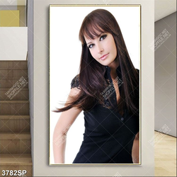 Tranh cô gái trẻ xinh đẹp