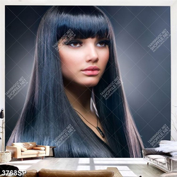 Tranh cô gái xinh đẹp với mái tóc đen dài