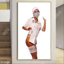 Tranh cô gái hoa thân thành nữ bác sỹ sexy