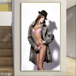 Tranh người mẫu bikini gợi cảm