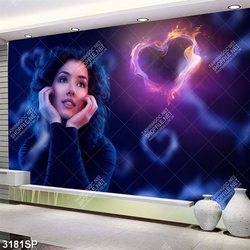 Tranh nghệ thuật cô gái tóc xoăn xinh đẹp treo spa