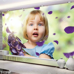 Tranh nghệ thuật cô bé dễ thương cầm hoa lan tím treo spa