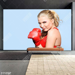 Tranh cô nàng boxing xinh đẹp treo spa