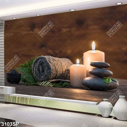 Tranh ngọn nến bên chiếc khăn cuộn tròn treo tường spa