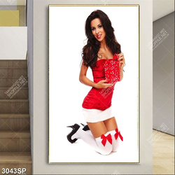 Tranh spa cô nàng váy đỏ quỳ gối cầm hộp quà