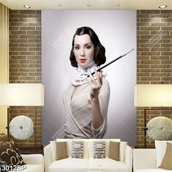 Tranh người đẹp cầm điếu thuốc lá treo tường spa