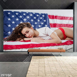 Tranh người đẹp gợi cảm nằm trên giường