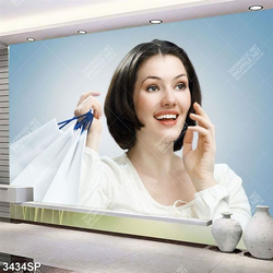 Tranh cô gái tóc ngắn xinh đẹp