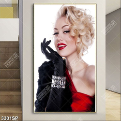 Tranh cô gái hóa thân thành marilyn Monroe