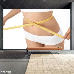 Tranh cô gái khoe vòng eo thon gọn