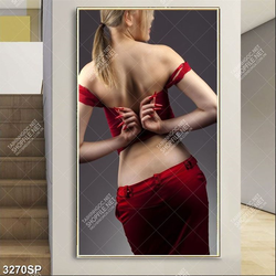Tranh người đẹp cài váy áo đỏ