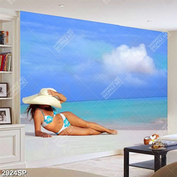 Tranh người đẹp mặc bikini nằm bên bài biển treo tường spa