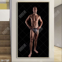 Tranh chàng trai với thân hình cơ bắp nam tính