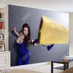 Tranh cô gái trong trang phục xanh coban