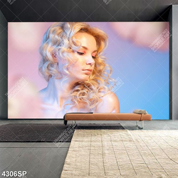 Tranh cô gái tóc vàng chất lượng cao