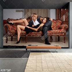 Tranh cô gái tập luyện cùng huấn luận viên