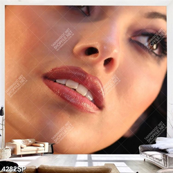 Tranh hai cô gái trẻ xinh đẹp