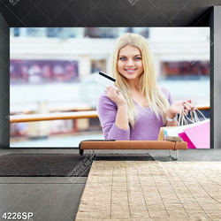 Tranh người mẫu cẫm tấm bảng trắng