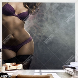 Tranh gương mặt cô gái trẻ