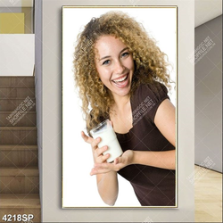 Tranh gương mặt đẹp