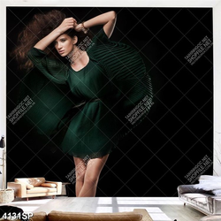 Tranh cô nàng cá tính