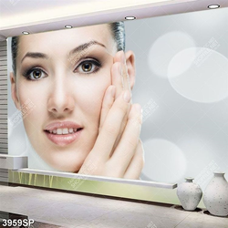 Tranh gương mặt đẹp không tì vết treo tường spa