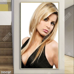 Tranh cô gái tóc vàng